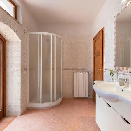 Norma, Charming La Spinetta Nel Borgo Apartamento Terricciola
