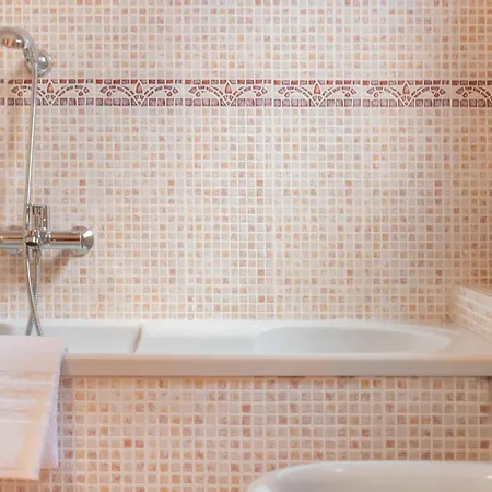 Norma, Charming La Spinetta Nel Borgo Terricciola